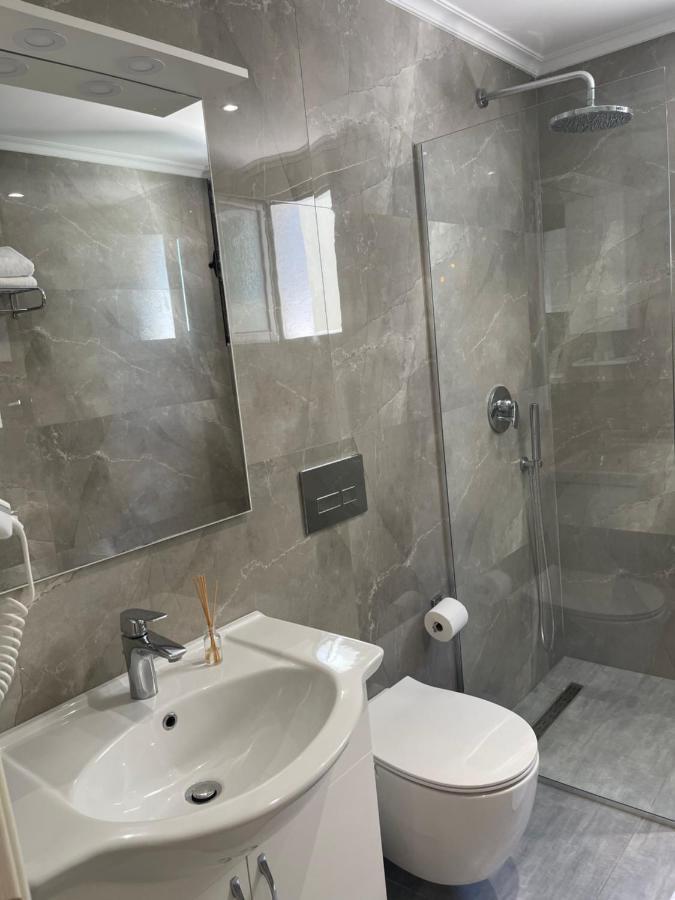 Hotel Lidi Sarande Ngoại thất bức ảnh